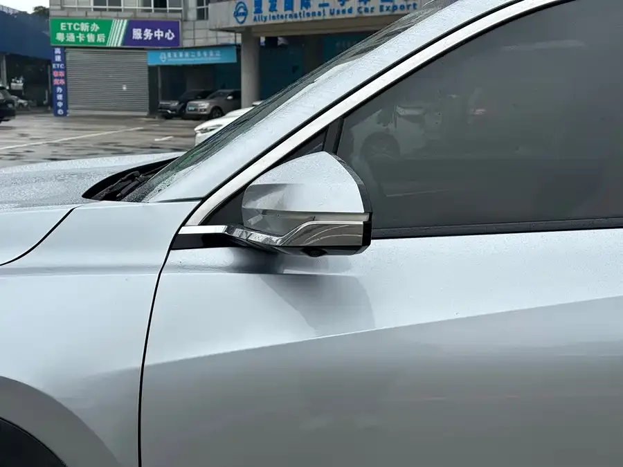Geely Atlas L Boyue L 2023 1.5TD DCT Premium Edition 2022 — миниатюра 3