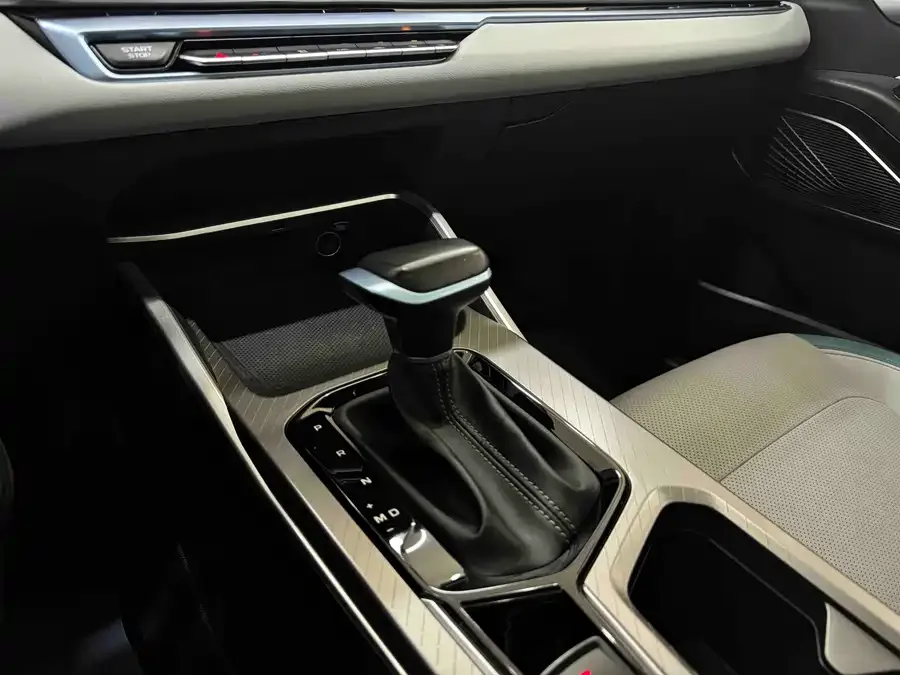 Geely Emgrand Emgrand 2023 4th Generation Champion Edition 1.5L CVT Flagship Model 2023 — миниатюра 4