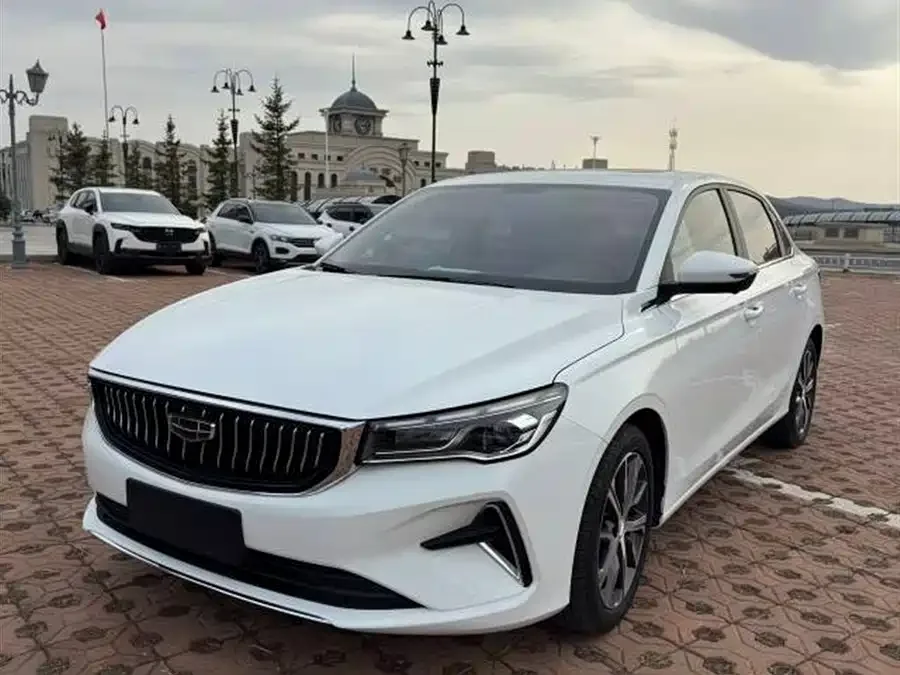 Geely Emgrand Emgrand 2022 4th Generation 1.5L CVT Premium Edition 2023 — фото 1, купить с доставкой в Москву