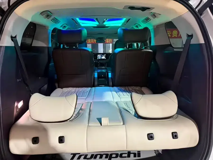 GAC Trumpchi M8 Trumpchi M8 2021 Lingxiu Series 390T Premium Edition 2022 — миниатюра 3