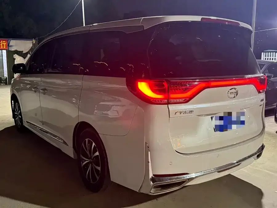 GAC Trumpchi M8 Trumpchi M8 2021 Lingxiu Series 390T Premium Edition 2022 — миниатюра 4