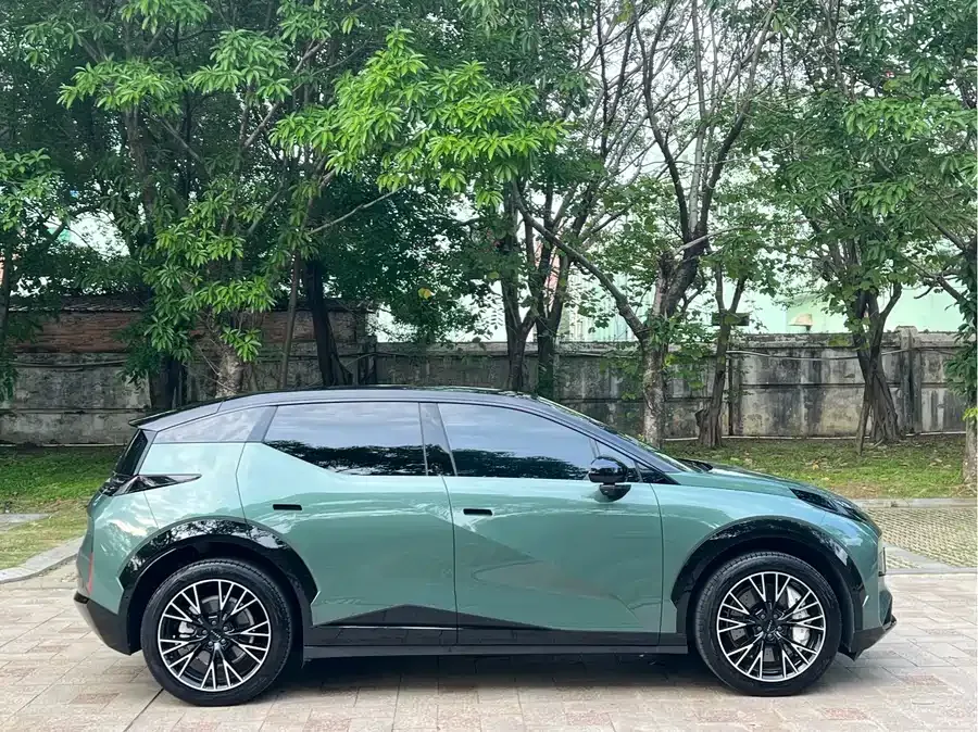 Zeekr X Zeekr X 2024 four-seat rear-wheel drive version 2024 — миниатюра 2