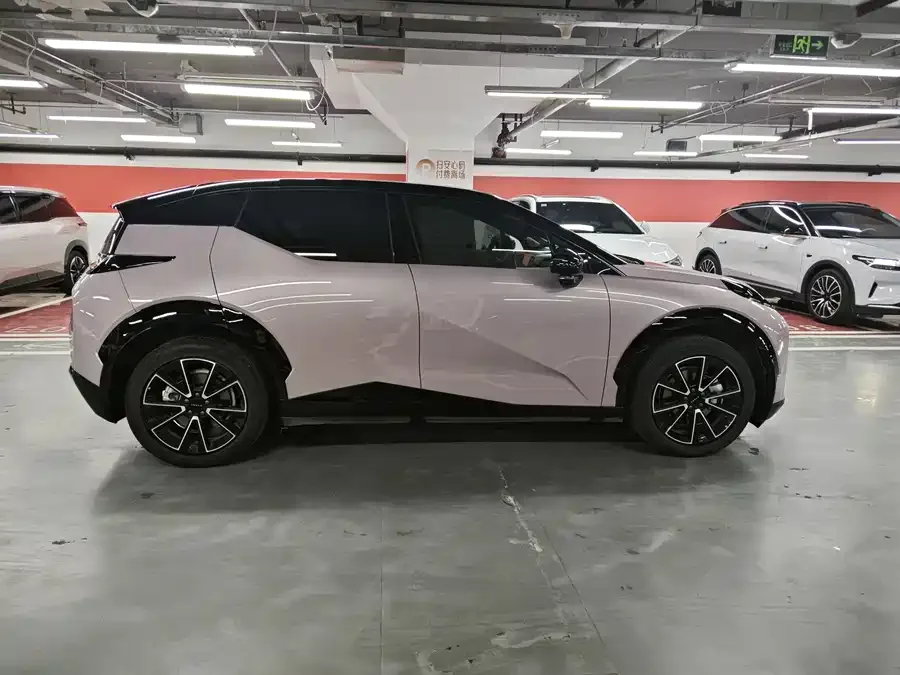 Zeekr X Zeekr X 2025 four-seat rear-wheel drive cube version 2024 — миниатюра 2
