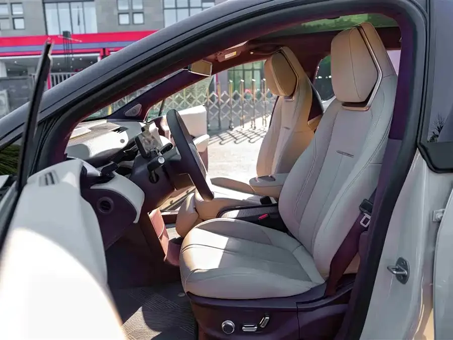 Zeekr X Zeekr X 2025 four-seat rear-wheel drive cube version 2024 — миниатюра 4
