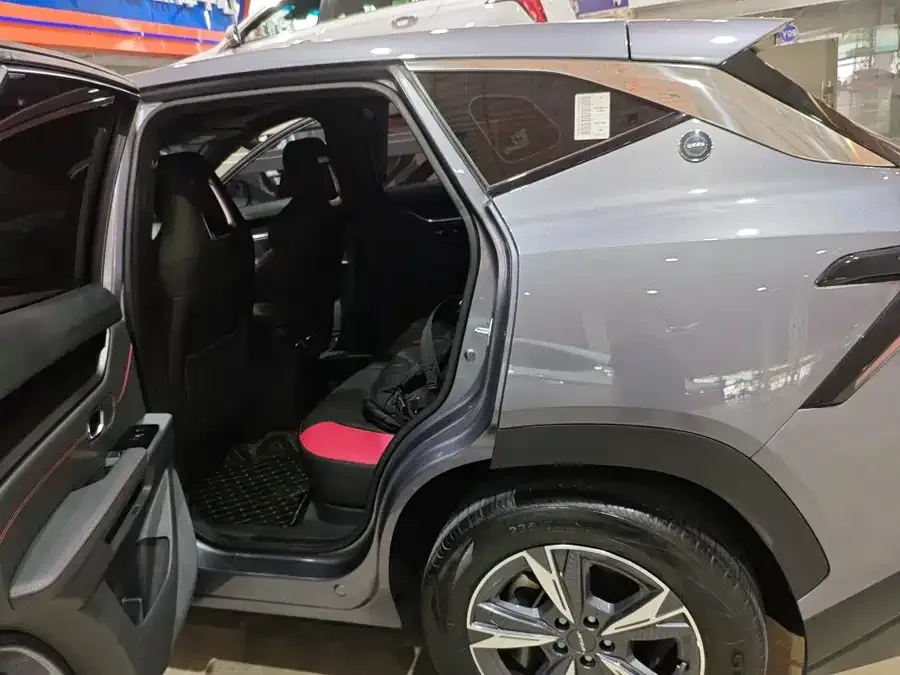 Jetour Dashing JETOUR DASIAN 2023 1.5T DCT XINGYAO PRO 2023 — миниатюра 2