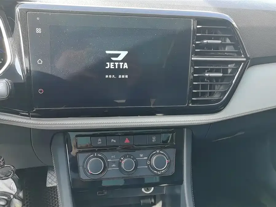 Jetta VS7 Jetta VS7 2023 280TSI automatic aggressive version 2023 — миниатюра 4