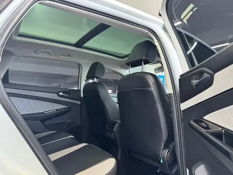 Jetta VS7 Jetta VS7 2023 280TSI Automatic High-gloss Enjoyment Edition 2023 — миниатюра 2