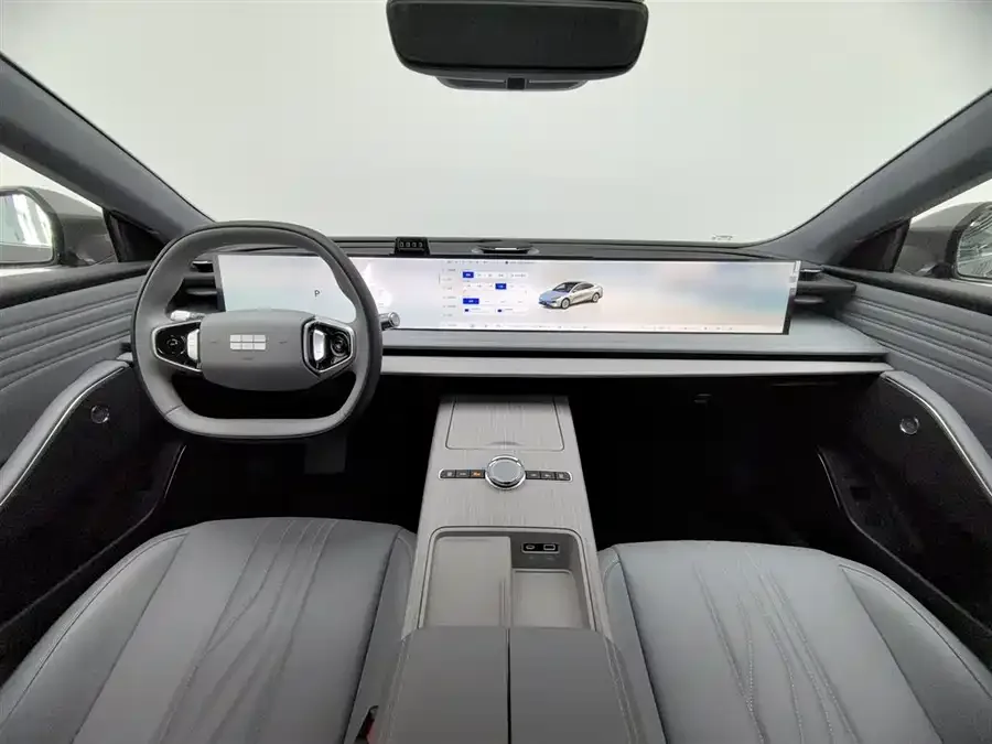 Geely Galaxy E8 Galaxy E8 2024 550km RWD Longteng Edition 2024 — миниатюра 2