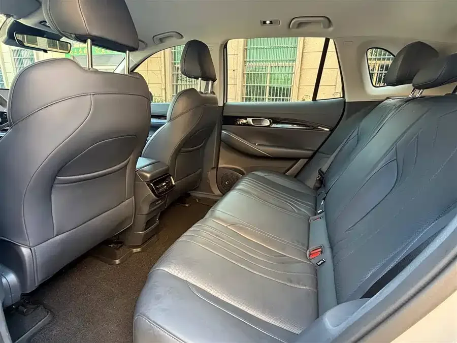 Geely Galaxy E5 Galaxy E5 2024 440km Sailing Edition 2025 — миниатюра 2