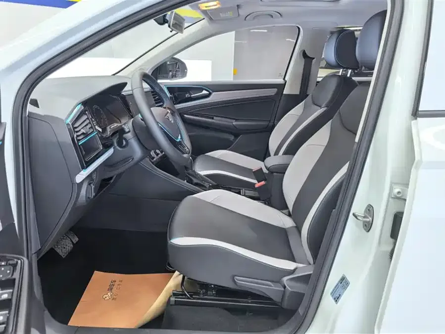 Jetta VS5 Jetta VS5 2024 280TSI Automatic Enjoy High-gloss Edition 2024 — миниатюра 3