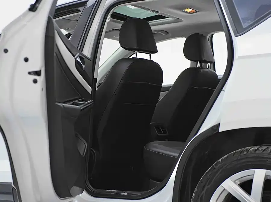 Jetta VS5 Jetta VS5 2023 280TSI Automatic High-gloss Enjoyment Edition 2024 — миниатюра 4