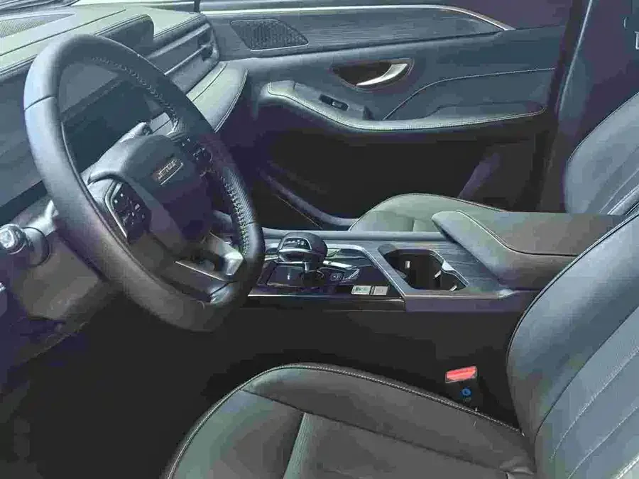 Jetour X90 PLUS Jetour X90 PLUS 2024 1.6TD DCT Villa 5-seater 2024 — миниатюра 2
