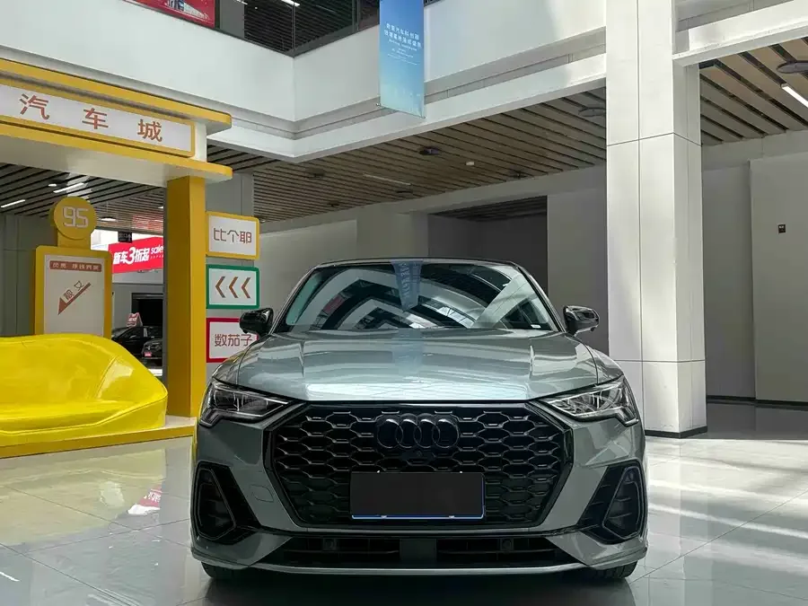 Audi Q3 Sportback 2022 40 TFSI Fashion Edition 2022 — миниатюра 3