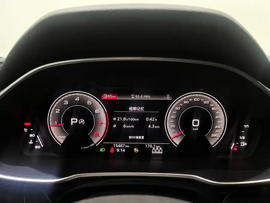 Audi Q3 Sportback 2022 40 TFSI Fashion Edition 2022 — миниатюра 2
