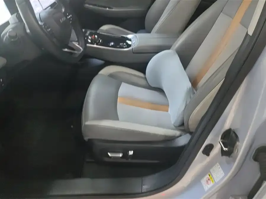 AION AION S Plus AION S Plus 2022 80 Intelligent Driving Edition 2022 — миниатюра 3