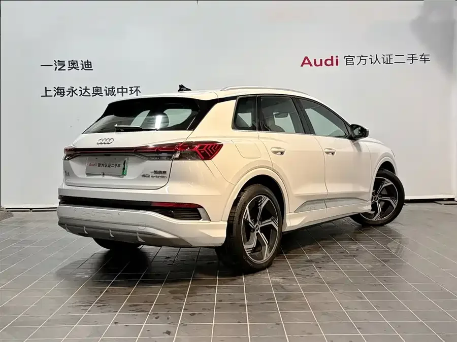 Audi Q4 e-tron 2024 40 e-tron Creative Edition 2024 — миниатюра 2