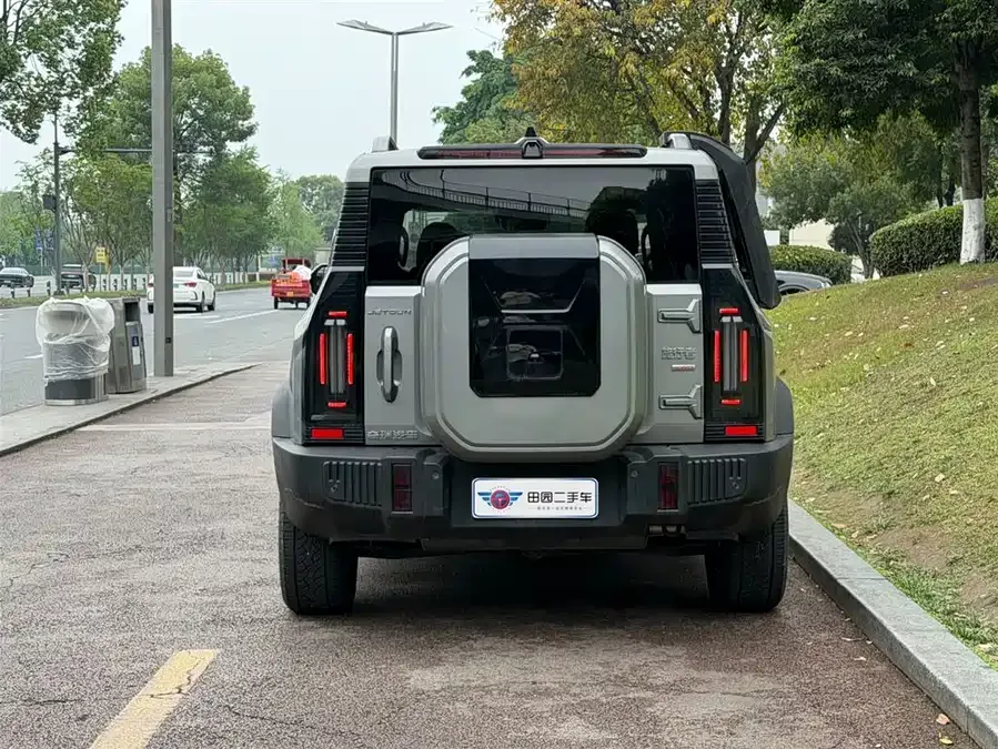 Jetour traveler Jetour Traveler 2023 2.0T 4WD Crossing PRO+ 2023 — миниатюра 2
