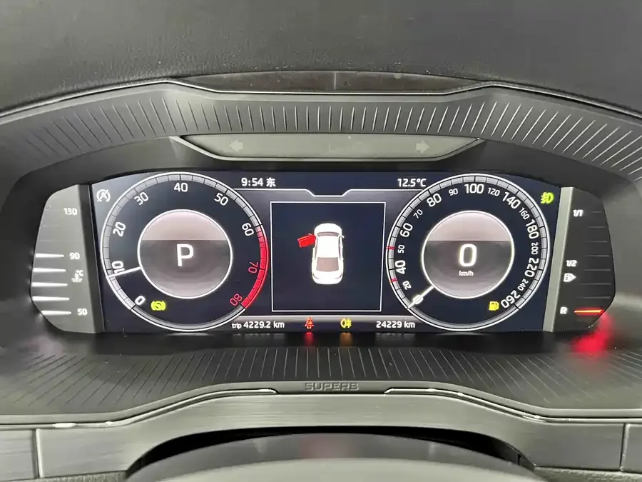 Skoda SuperB Super 2022 TSI280 DSG Exclusive Edition 2023 — миниатюра 3