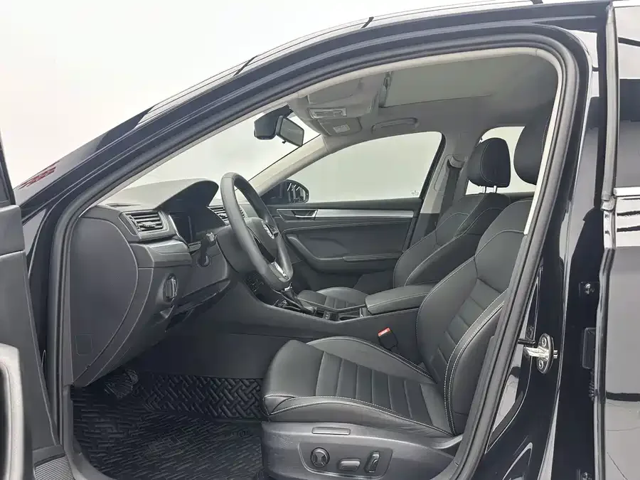Skoda SuperB Super 2023 TSI280 DSG Exclusive Edition 2022 — миниатюра 2