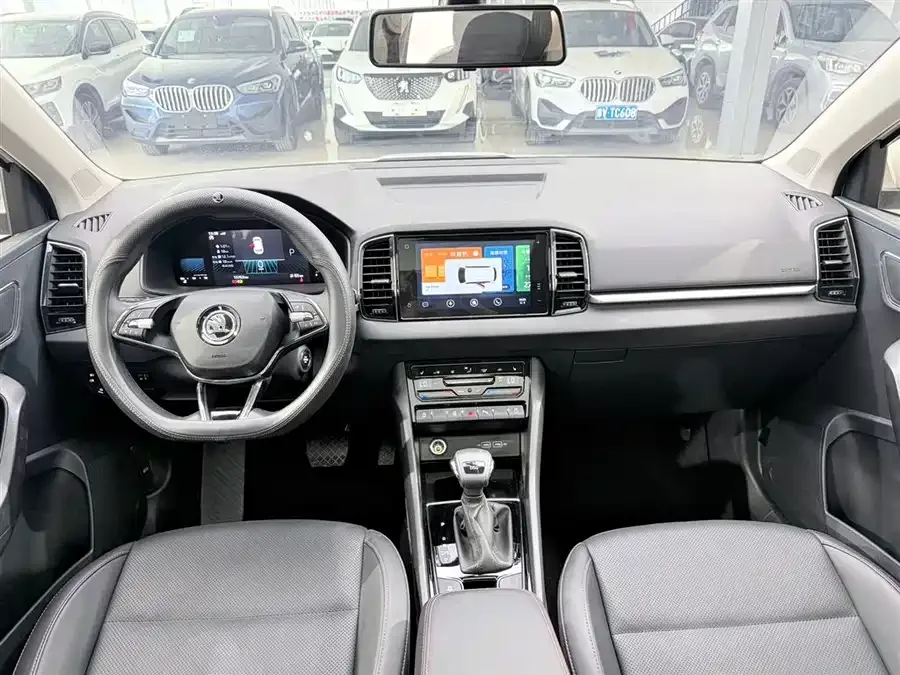 Skoda Karoq Korok 2022 TSI280 Exclusive Edition 2023 — миниатюра 3