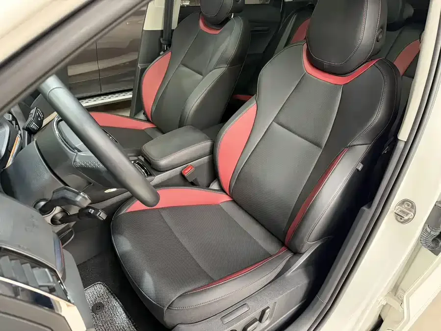 Skoda Karoq Korok 2022 TSI280 Luxury Edition 2022 — миниатюра 3