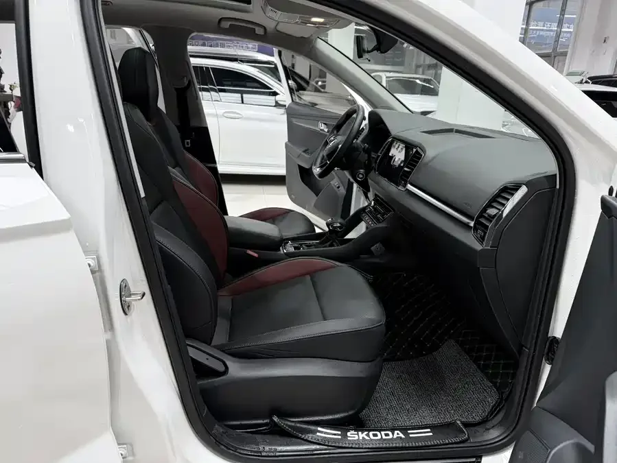 Skoda Karoq Korok 2022 TSI280 Luxury Edition 2022 — миниатюра 5