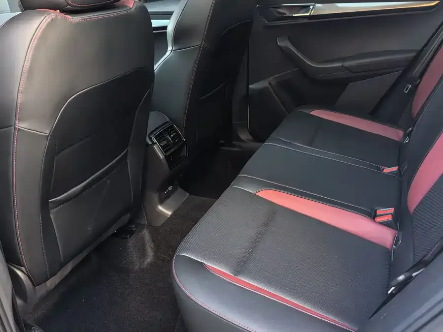 Skoda Karoq Korok 2022 TSI280 Smart Edition 2023 — миниатюра 2