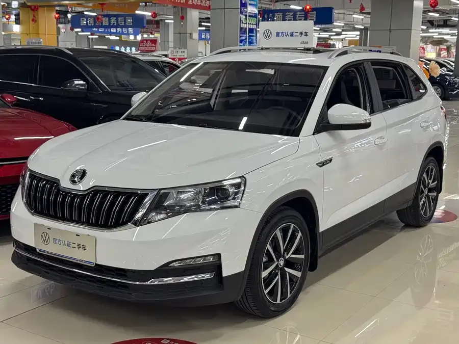 Skoda Kamiq 2023 Kamiq facelift 1.5L automatic comfort version 2023 — фото 1, купить с доставкой в Москву