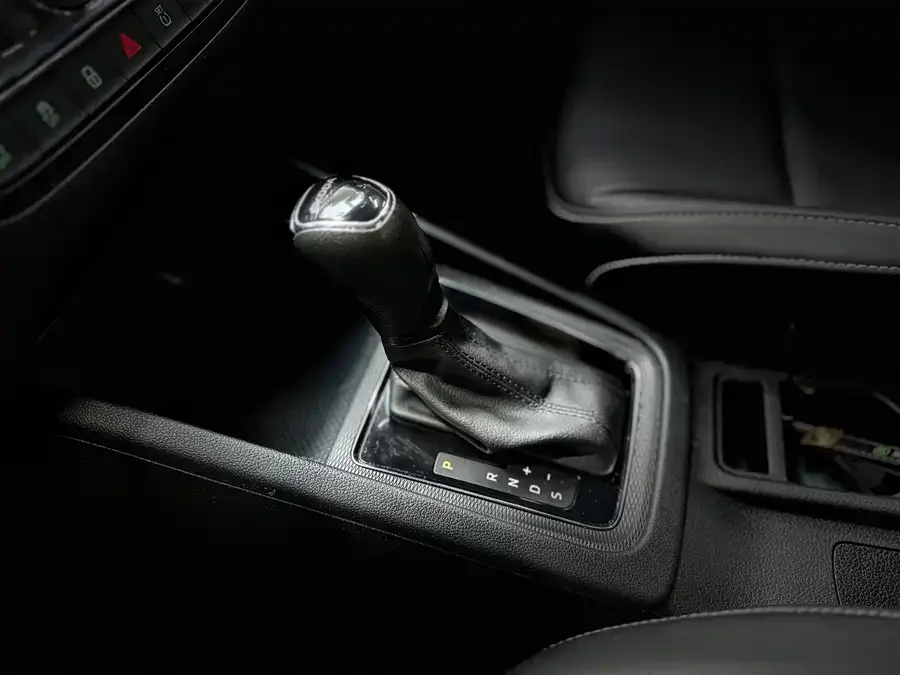 Skoda Kamiq Komic 2022 1.5L automatic comfort version 2022 — миниатюра 5