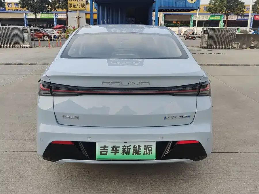 BAIC Beijing EU5 PLUS Beijing EU5 PLUS 2023 R500 Premium Edition 2024 — миниатюра 2