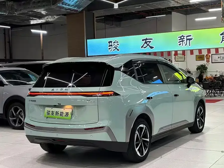 AION AION Y AION Y 2023 Plus 510 Smart Edition 2023 — миниатюра 2