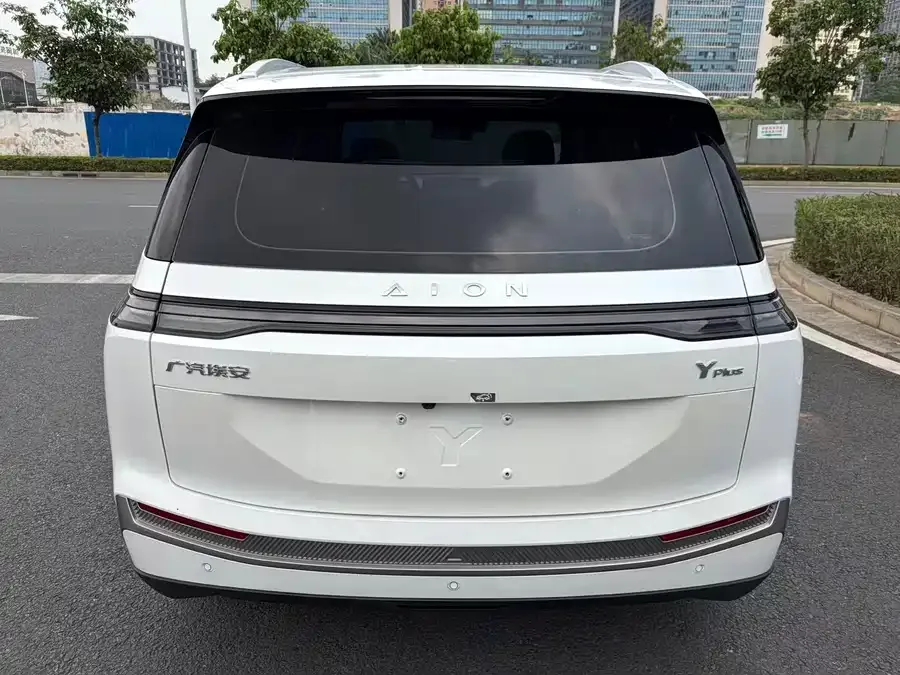 AION AION Y AION Y 2022 Plus 70 Smart Edition 2023 — миниатюра 2