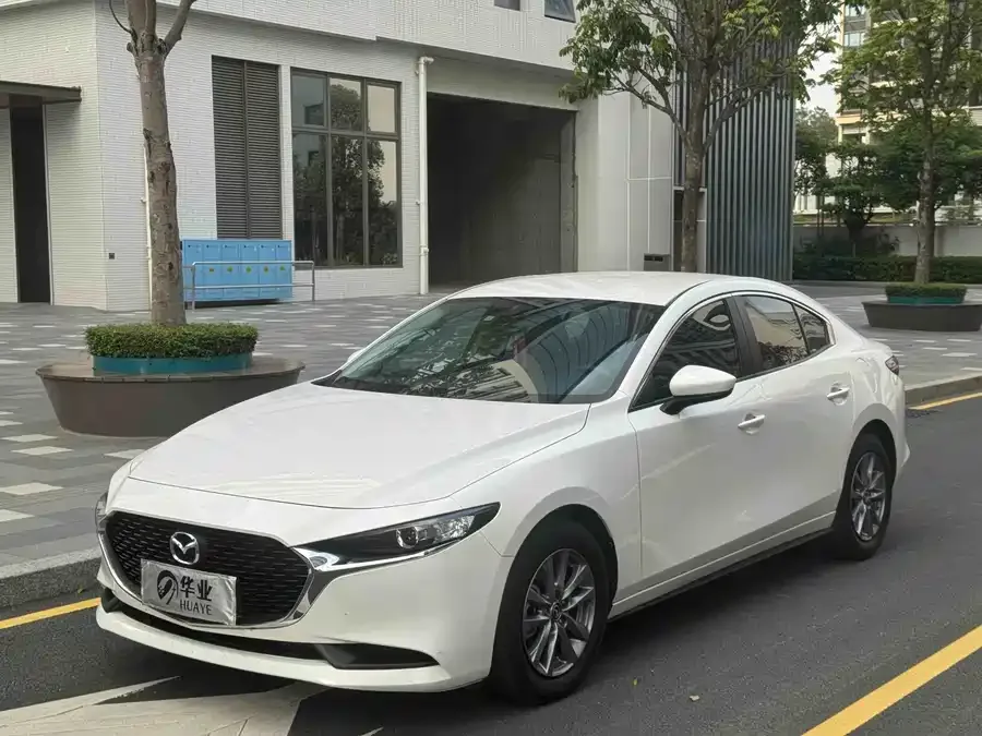 Mazda Axela Mazda 3 Angkesaila 2023 2.0L Automatic Quality Edition 2023 — фото 1, купить с доставкой в Москву