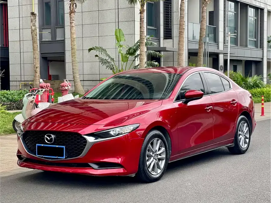 Mazda Axela Mazda3 Angkesela 2021 1.5L automatic quality version 2022 — фото 1, купить с доставкой в Москву