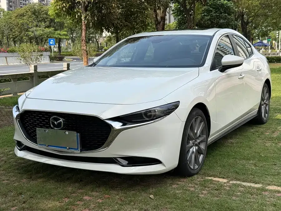 Mazda Axela Mazda 3 Angkesaila 2023 2.0L Automatic Elegant Edition 2024 — фото 1, купить с доставкой в Москву