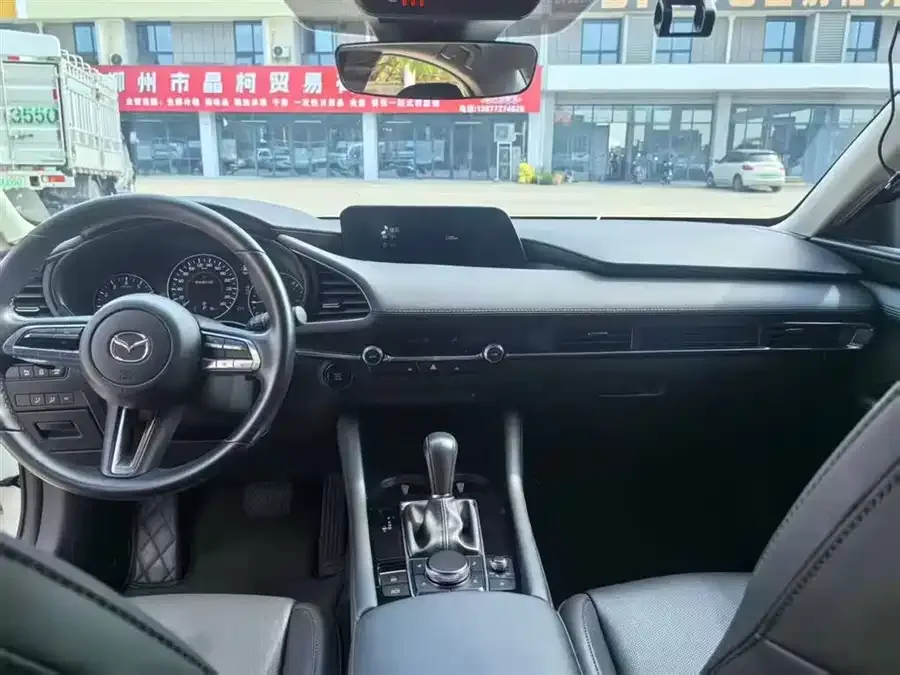 Mazda Axela Mazda 3 Axela 2025 2.0L Automatic Premium Edition 2025 — миниатюра 2