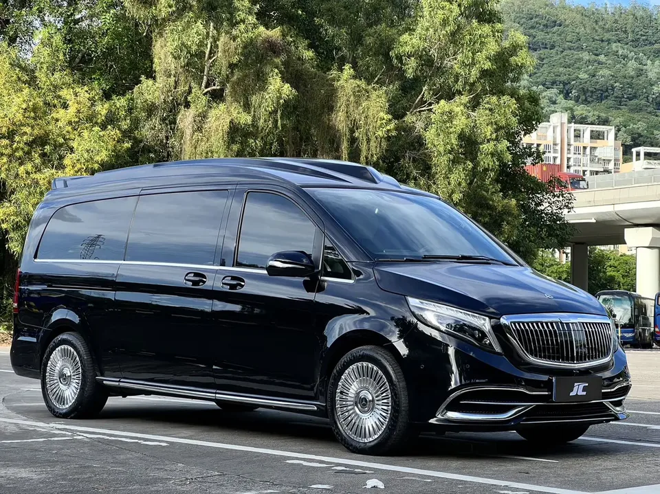 Mercedes-Benz Mercedes Benz V Class Mercedes-Benz V-Class 2.0T Automatic Front-Wheel Drive 4-Seat Factory Custom Edition 2022 — миниатюра 3