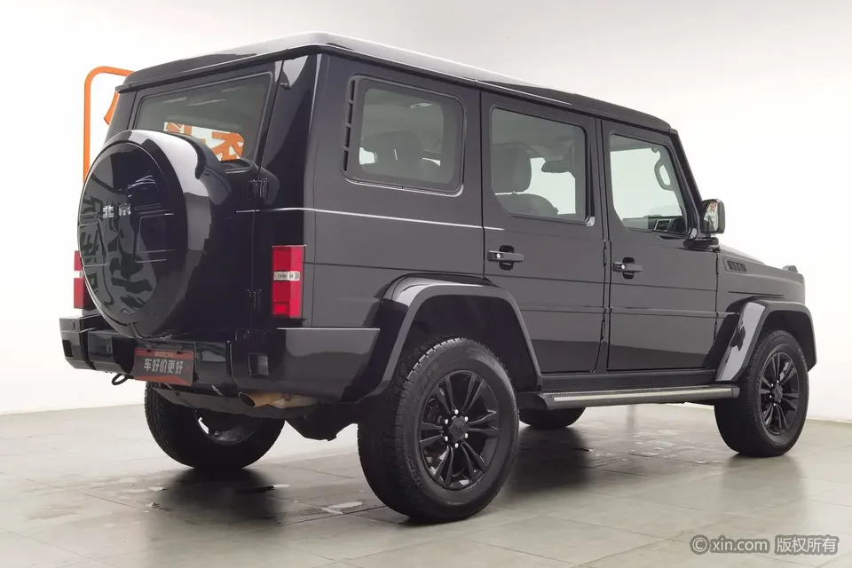 BAIC Beijing Off-road BJ80 Beijing Off-road BJ80 2020 2.3T Automatic Excellence Tribute Edition 2022 — миниатюра 4