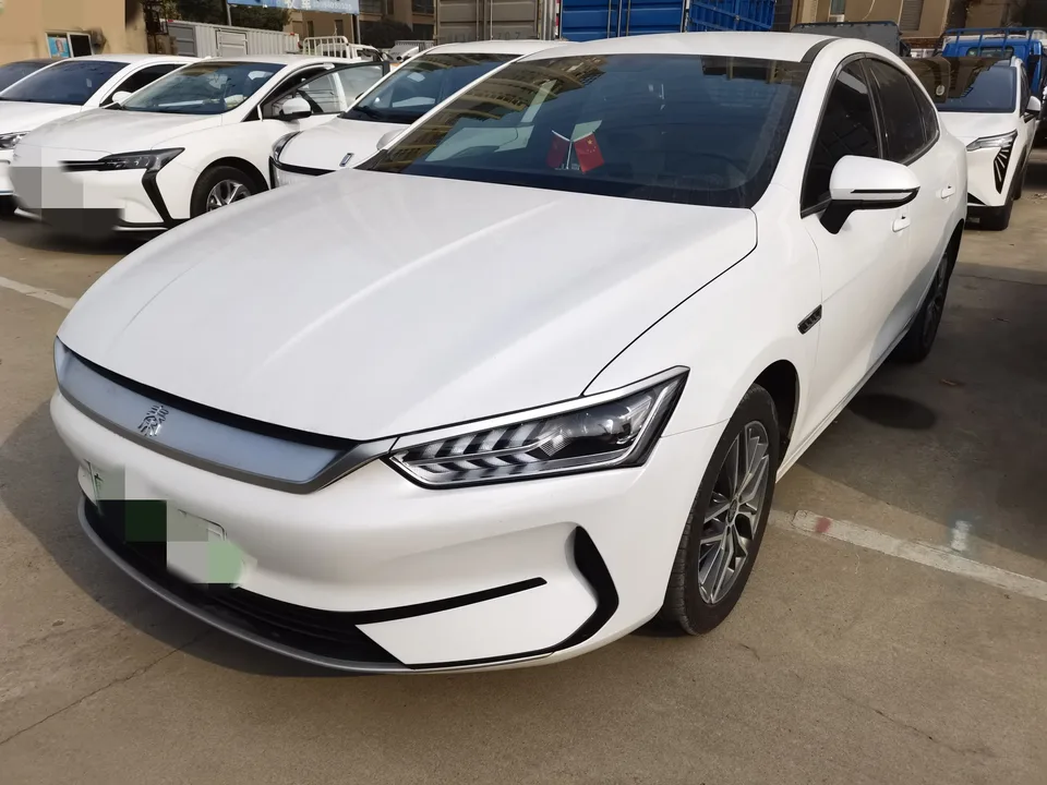 BYD Qin PLUS EV Champion Edition 510KM Leading Edition 2024 — фото 1, купить с доставкой в Москву
