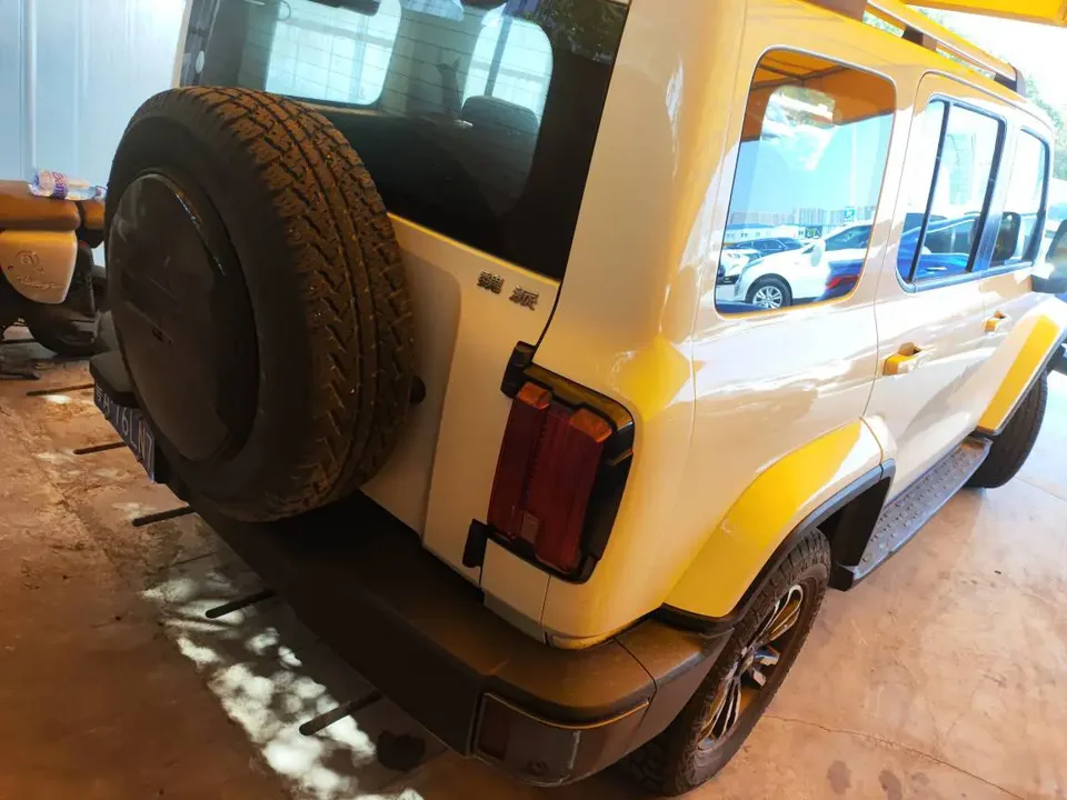 Tank 300 Tank 300 2021 2.0T Automatic 4WD 5-Seat Factory Custom Edition 2022 — миниатюра 4