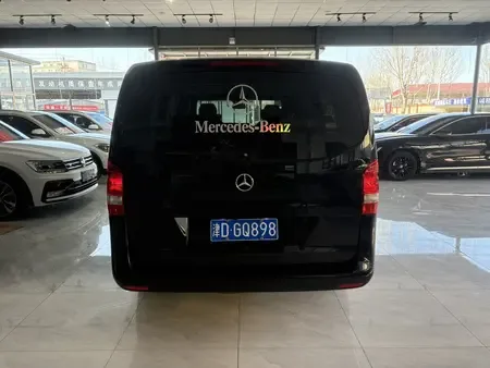 Mercedes-Benz Vito 2.0T Automatic Front-wheel Drive 7-seater Original Custom Edition 2022 — миниатюра 2