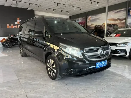 Mercedes-Benz Vito 2.0T Automatic Front-wheel Drive 7-seater Original Custom Edition 2022 — миниатюра 3