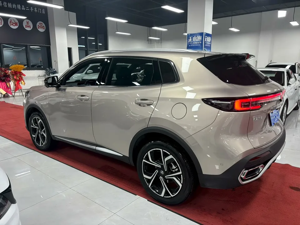 Changan CS55 PLUS Changan CS55 PLUS 2026 fourth-generation 1.5T low-profile version 2025 — миниатюра 4