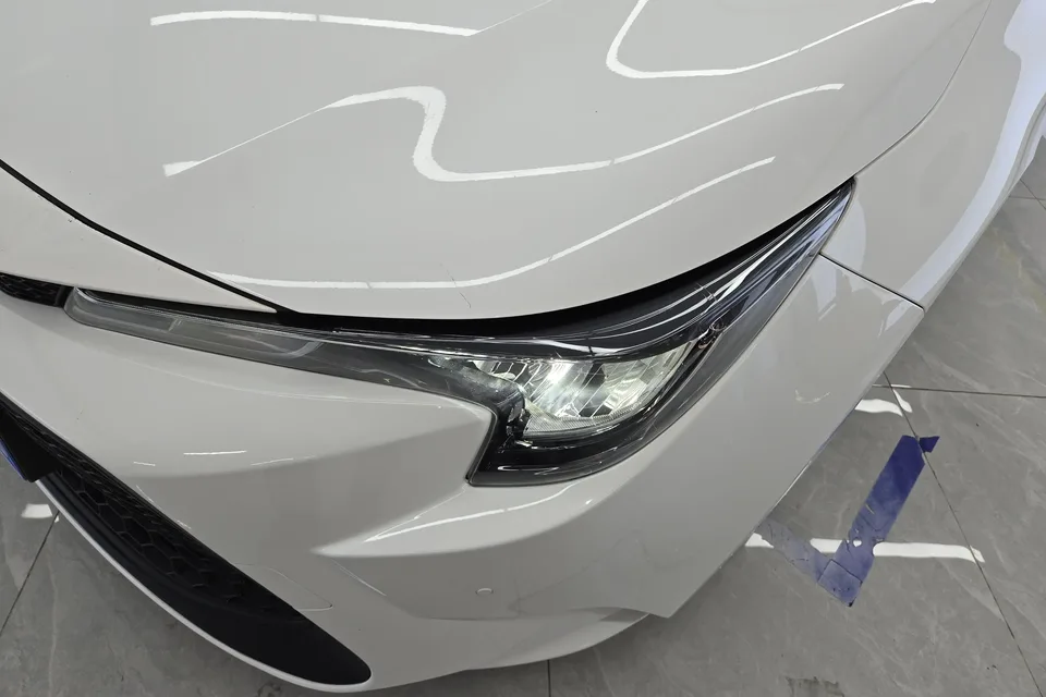 Toyota Levin 2022 Corolla Hybrid 1.8H E-CVT Progressive Edition 2023 — миниатюра 2