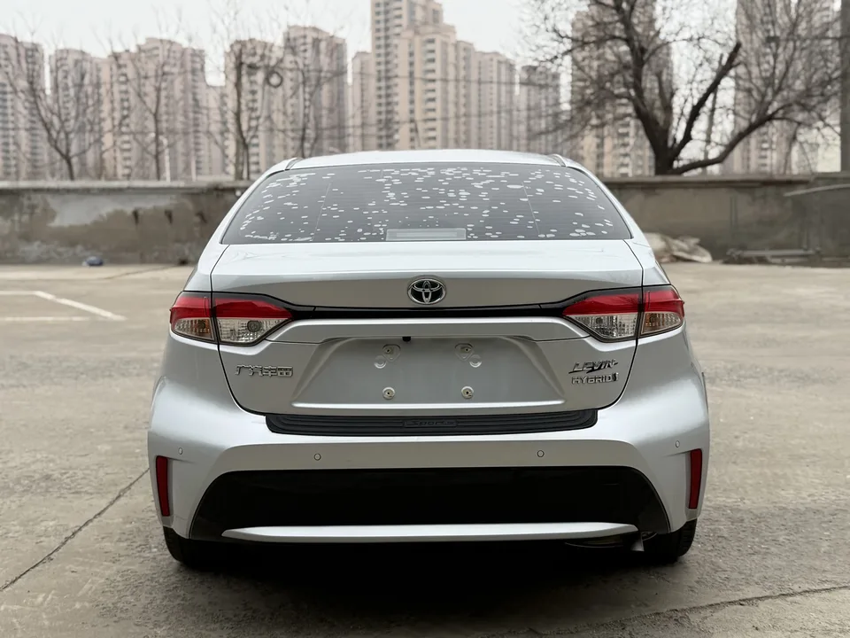 Toyota Levin 2022 Lelink Dual Engine 1.8H E-CVT Luxury Edition 2022 — миниатюра 2