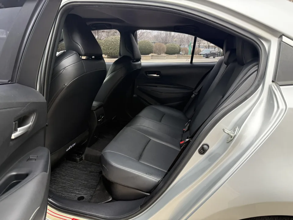 Toyota Levin 2022 Lelink Dual Engine 1.8H E-CVT Luxury Edition 2022 — миниатюра 3