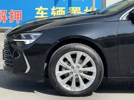 Buick Majesty Buick Regal 2025 28T Luxury Edition 2026 — миниатюра 3