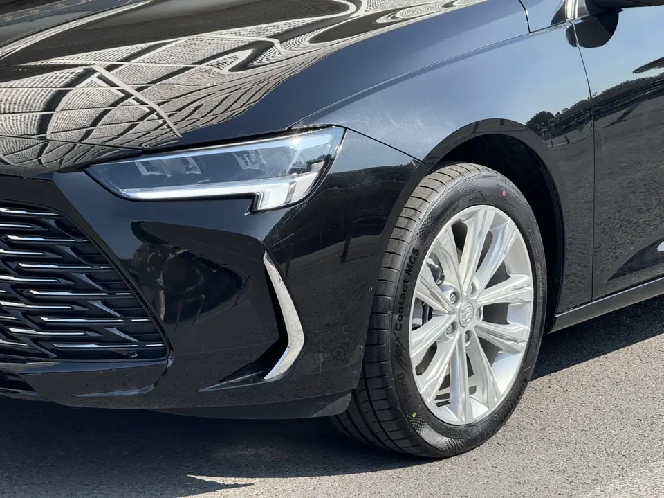 Buick Majesty Buick Regal 2025 28T Luxury Edition 2026 — миниатюра 5