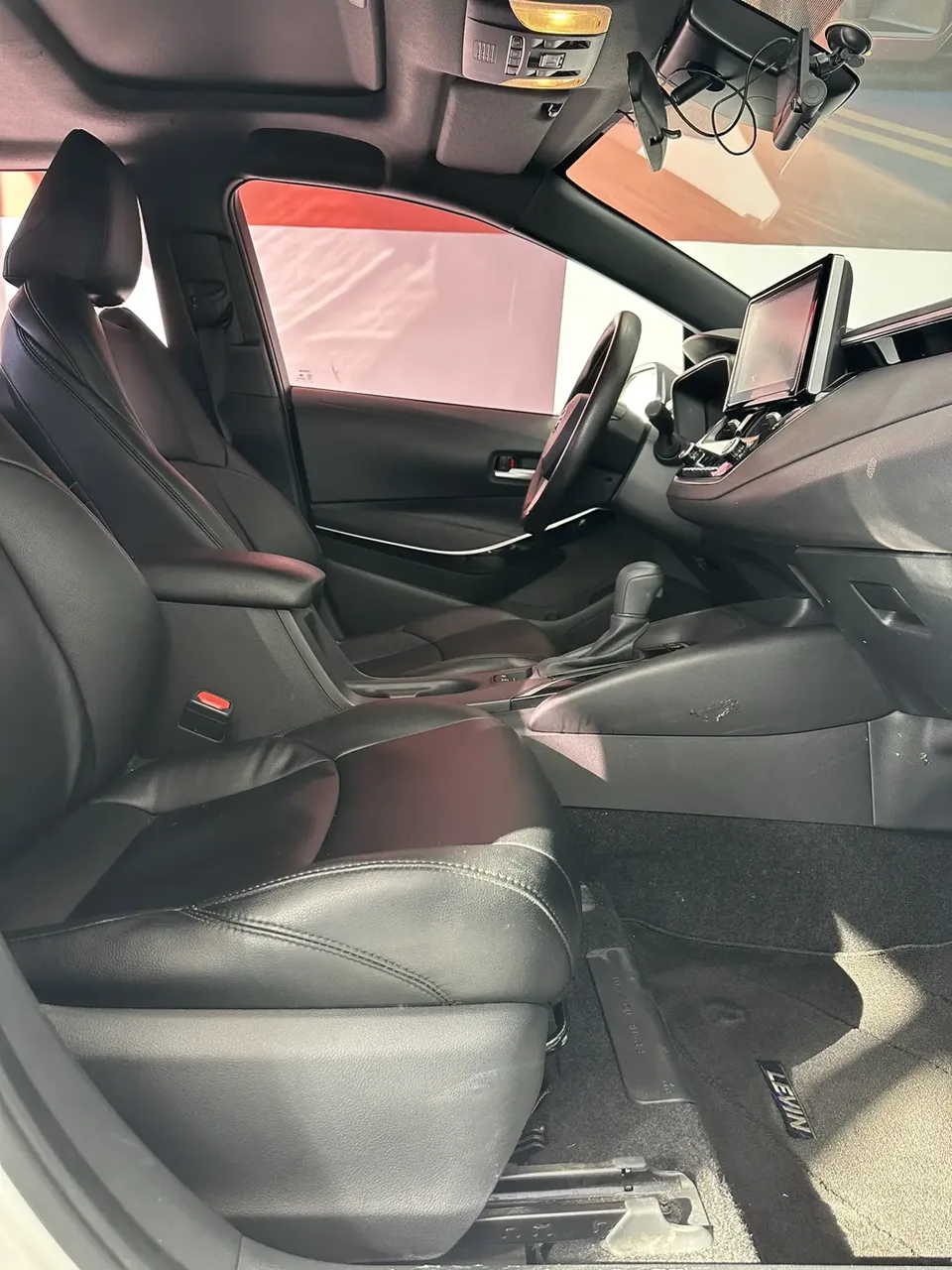 Toyota Levin 2022 Lelink Dual Engine 1.8H E-CVT Luxury Edition 2023 — миниатюра 3