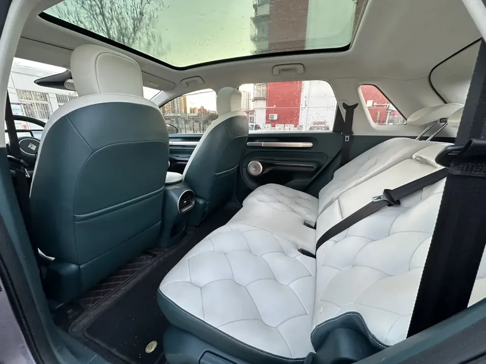 Baojun Clouds 460 Max Lingxi Edition 2023 — миниатюра 3